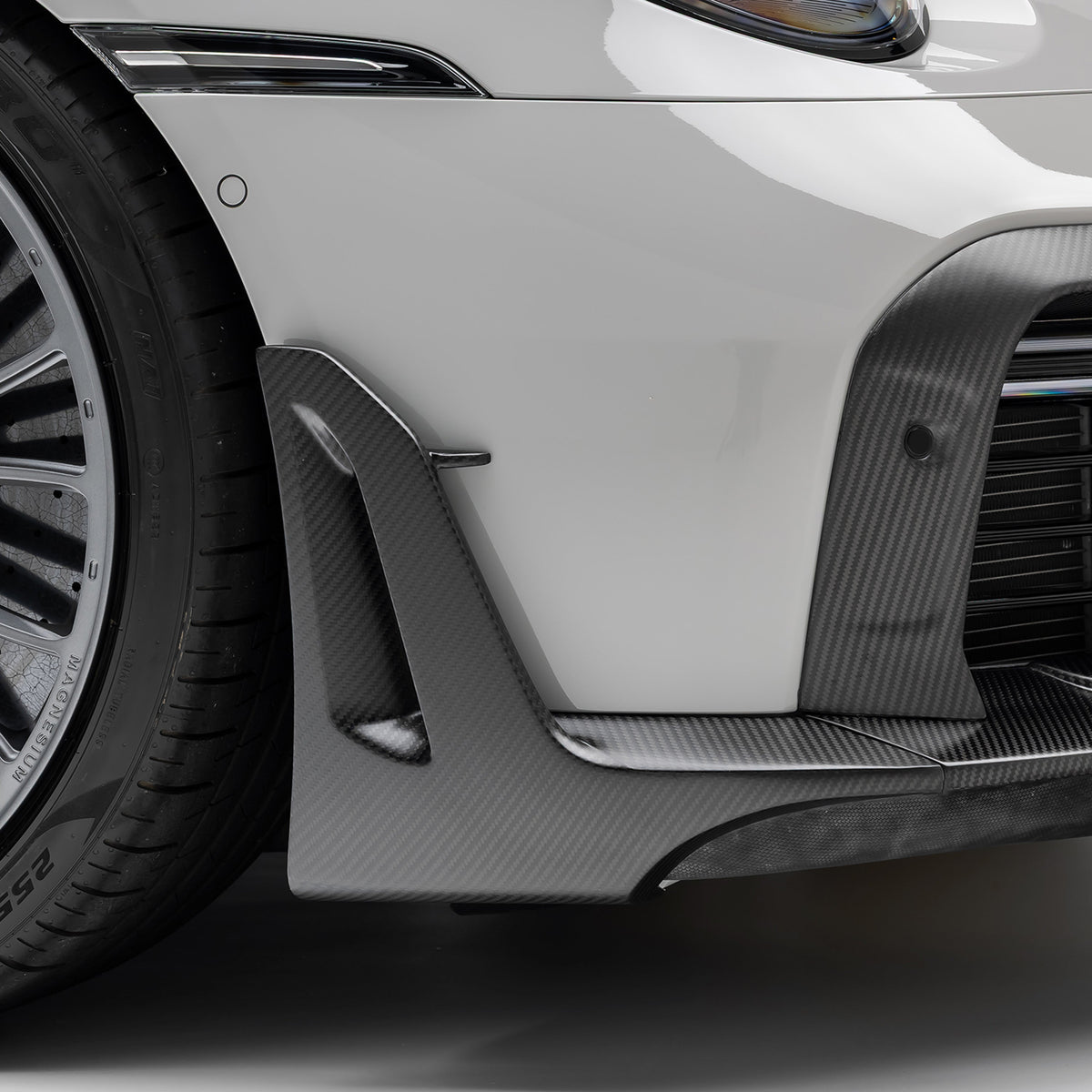 Vorsteiner Front Spoiler w/ Winglets for Porsche 911 Turbo / Turbo S - view 8