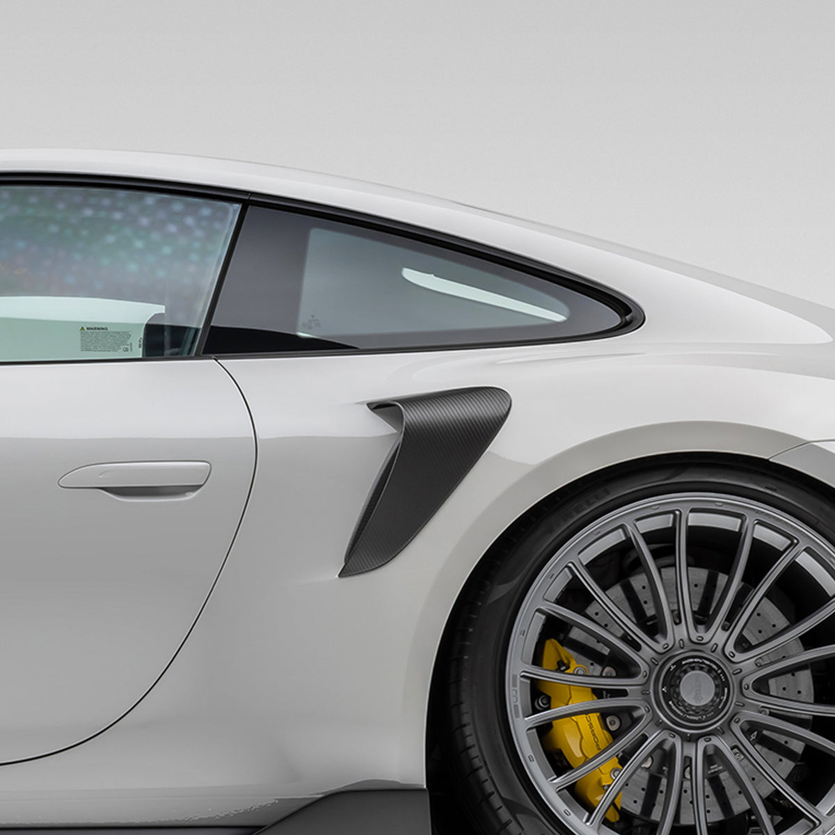 Vorsteiner Air Intake Scoop for Porsche 911 Turbo / Turbo S - view 8