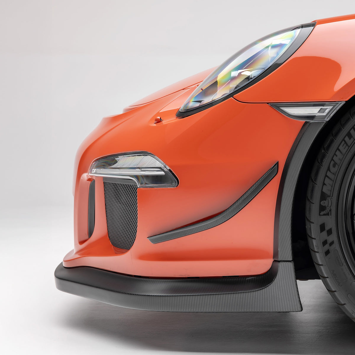Vorsteiner Front Apron for Porsche 911 GT3 RS - view 4