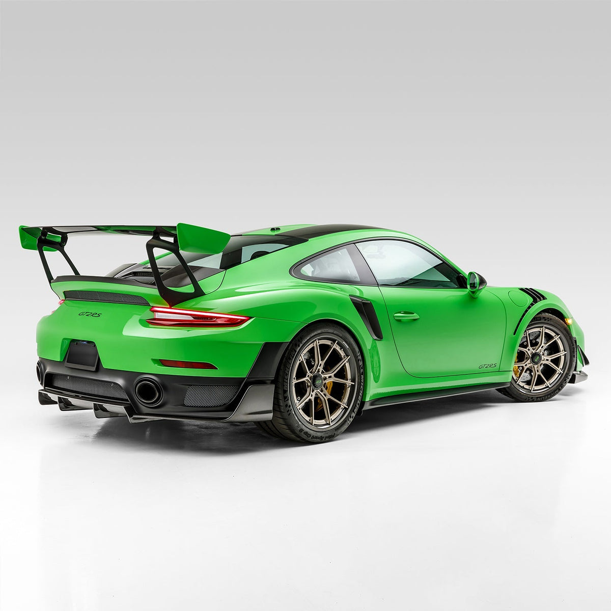 Vorsteiner Front Canards for Porsche 911 GT2 RS - view 8