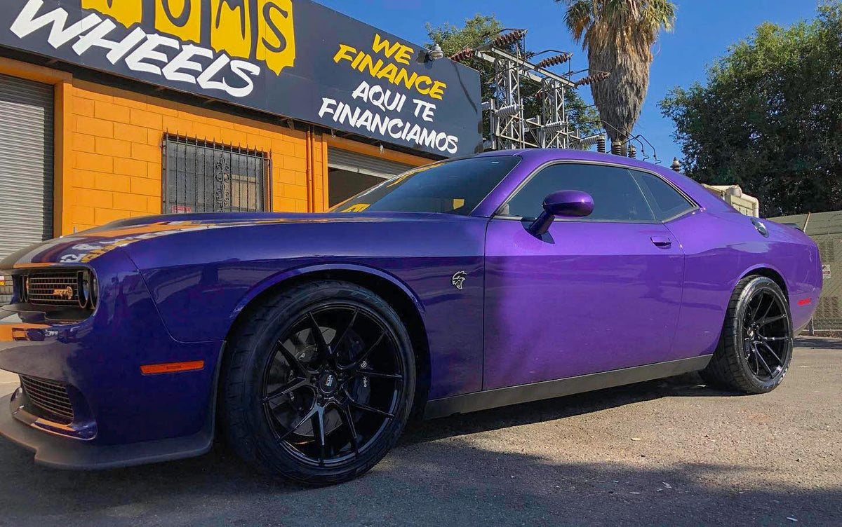 21" SAVINI BM14 GLOSS BLACK CONCAVE WHEELS RIMS FITS DODGE CHALLENGER CHARGER