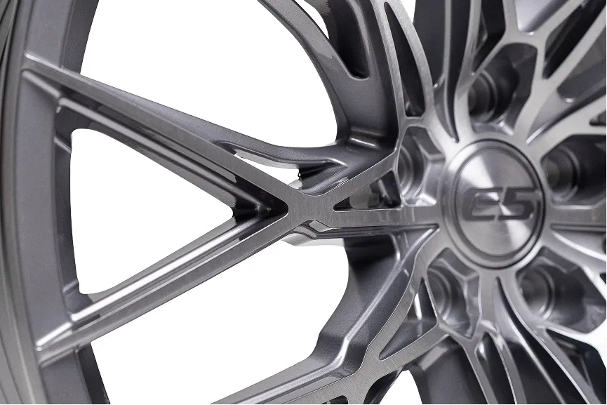 E5 Sebring Form Forged wheels - wheel detail