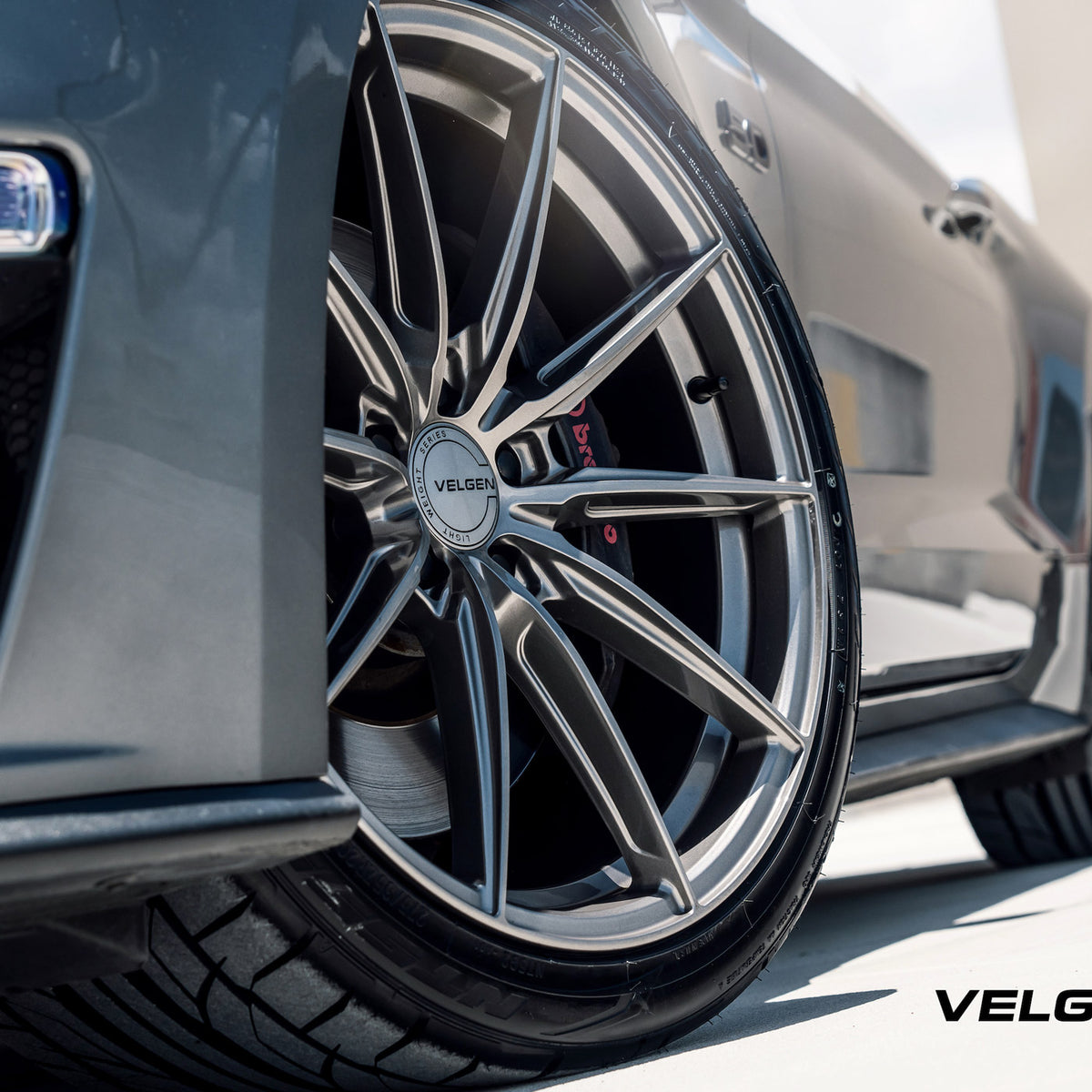 22" Velgen VF10 22x10.5 Gunmetal Concave Wheels Rims Fits Ford Explorer