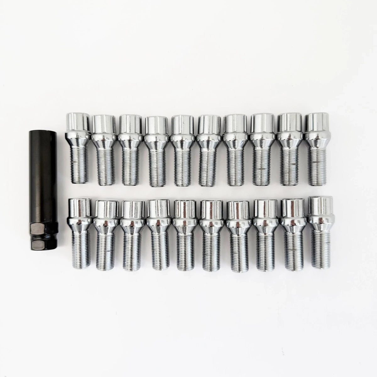 Spline Drive Lug Bolts M14x1.50 24mm – 60° Conical Seat (20 Pack + Key) – Chrome