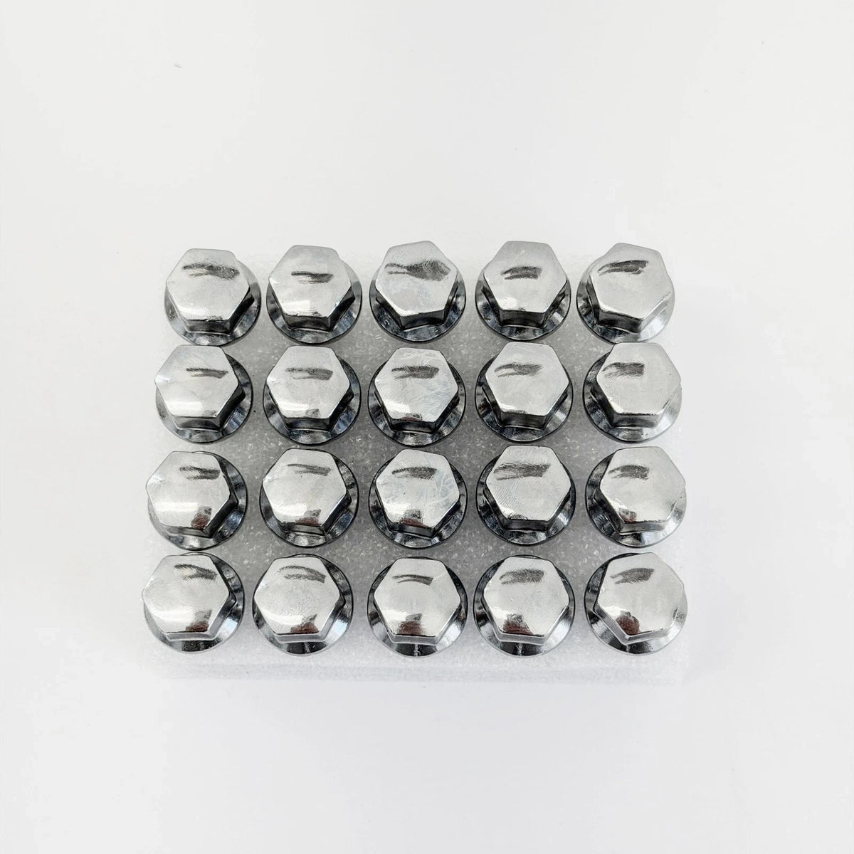 Lug Bolts M14x1.25 40mm – 60° Conical Seat, 17mm Hex (20 Pack) – Chrome view 3