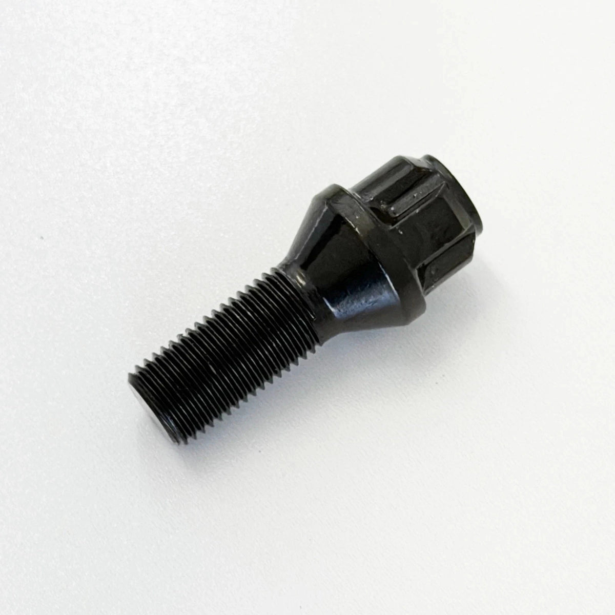 Lug Bolt Locks M14x1.50 28mm – 60° Conical Seat (Set of 4 + Key) – Black view 5