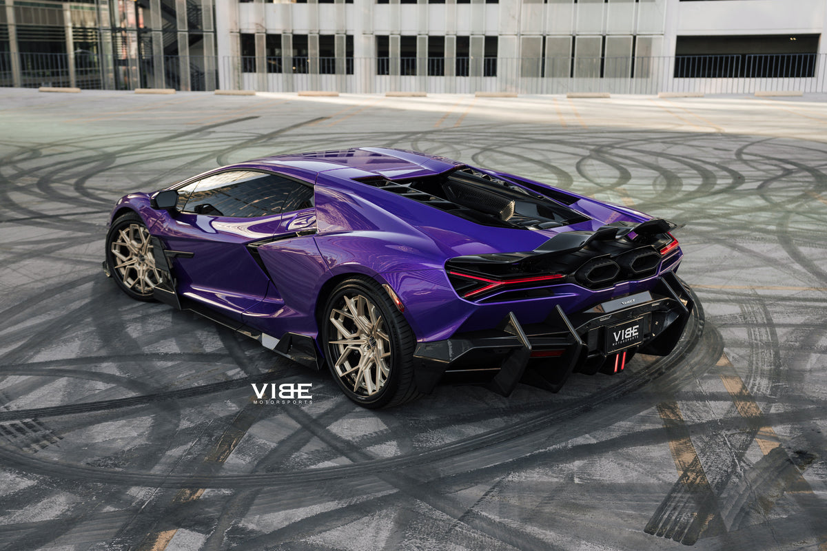 Lamborghini Revuelto