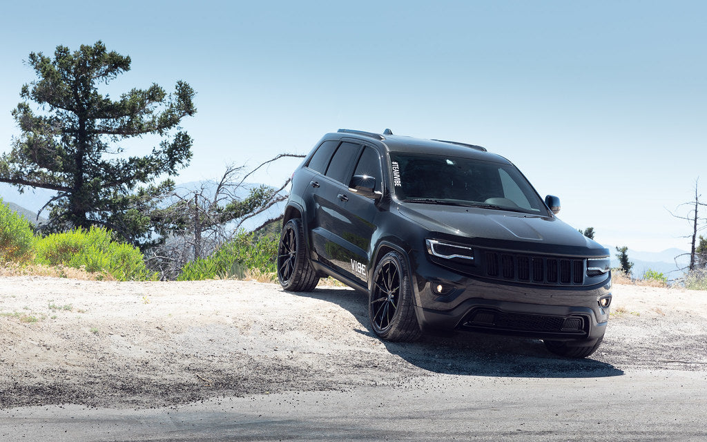 Jeep Grand Cherokee - Off-Road or Family Luxury?