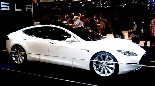 Tesla, Let’s Play Nice Huh?