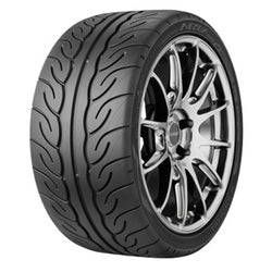 Yokohama AD08R 245/40R19 94W 110108136