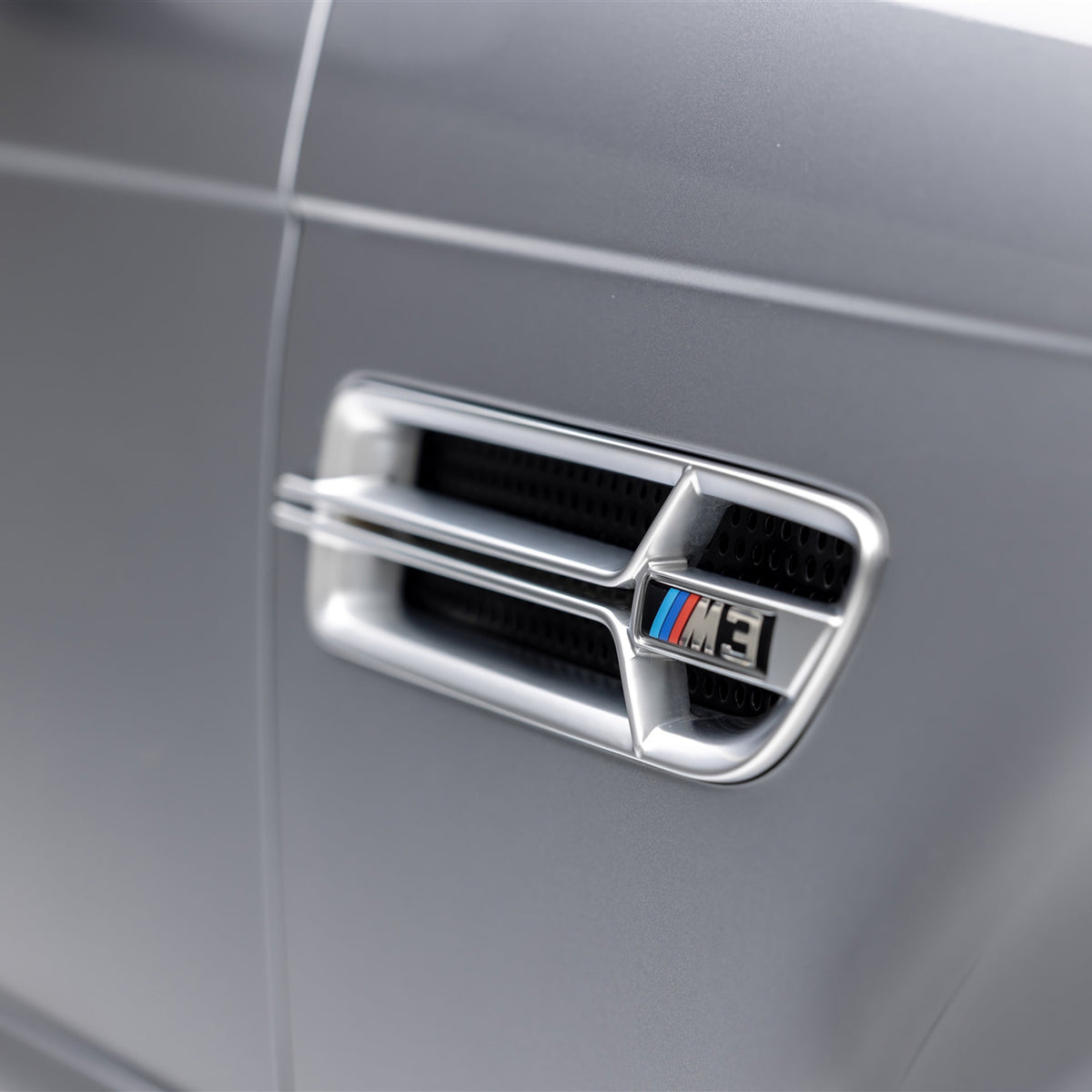 Vorsteiner Limited Side Grilles for BMW M3 E46 - view 7