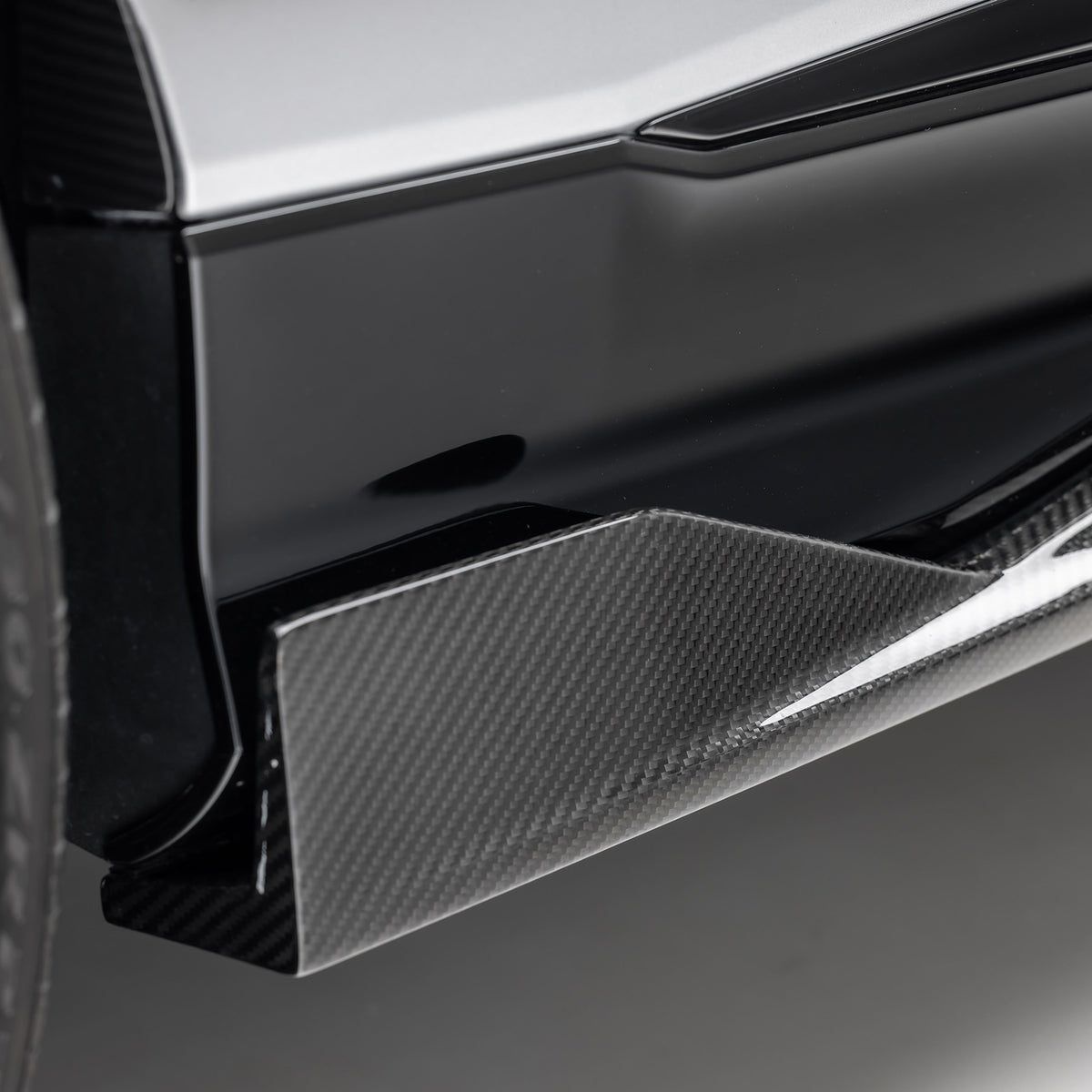 Vorsteiner Side Skirts for Lamborghini Urus Performante / Urus S - view 7