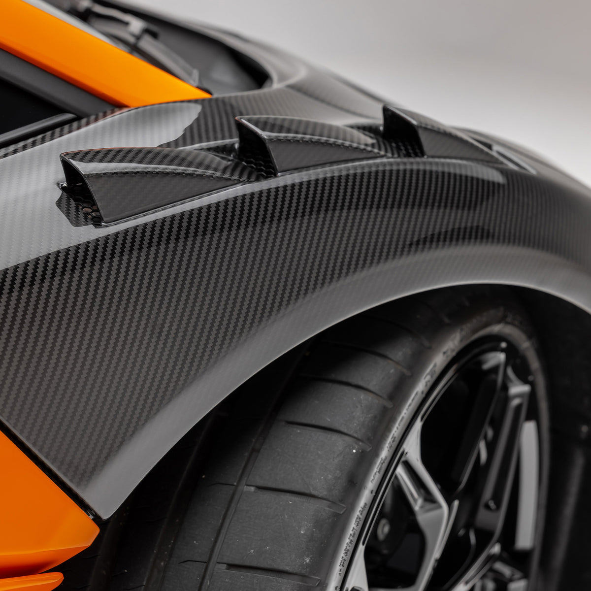 Vorsteiner Vented Fender for Lamborghini Revuelto LB744 - view 6