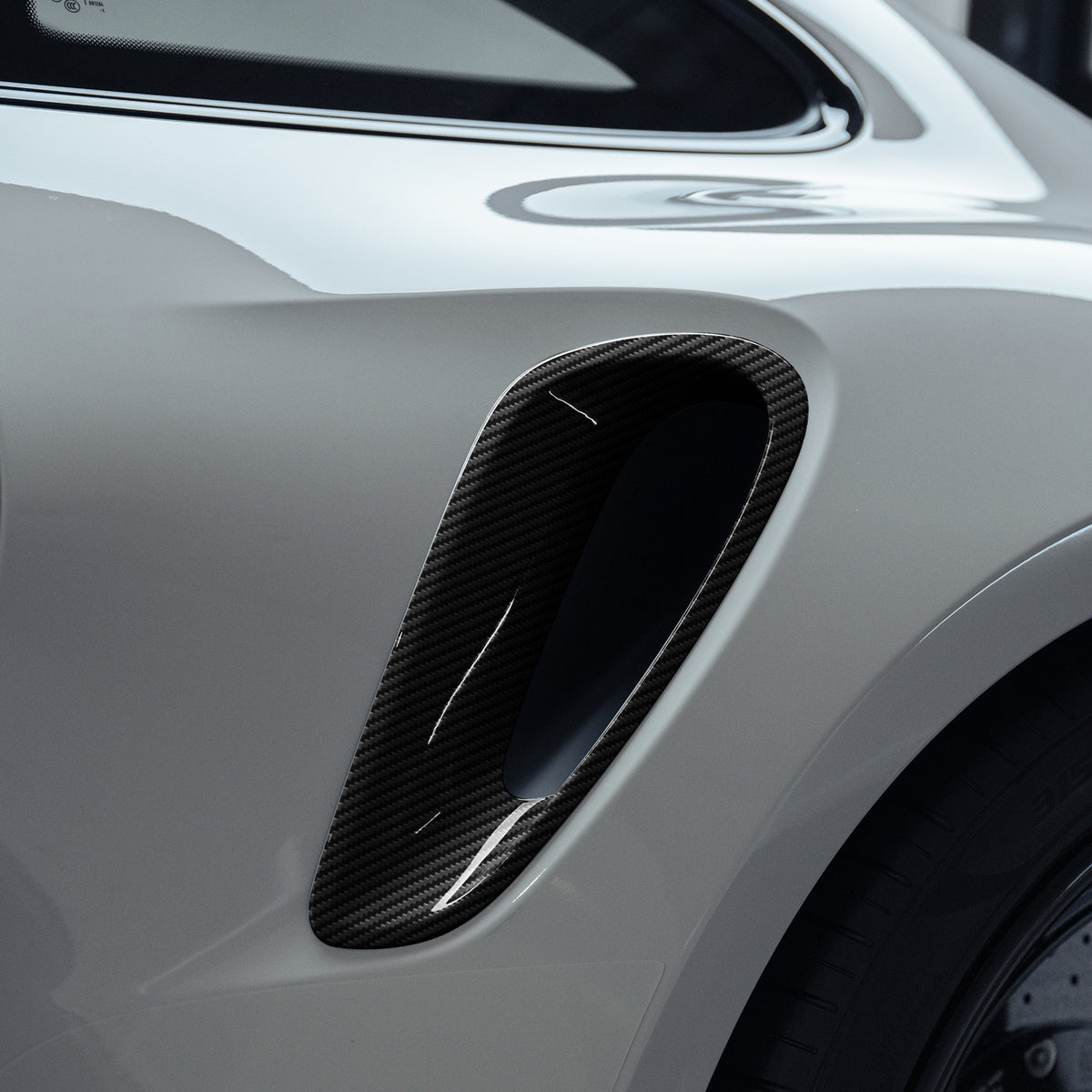 Vorsteiner Side Intake Trim for Porsche 911 Turbo / Turbo S - view 4