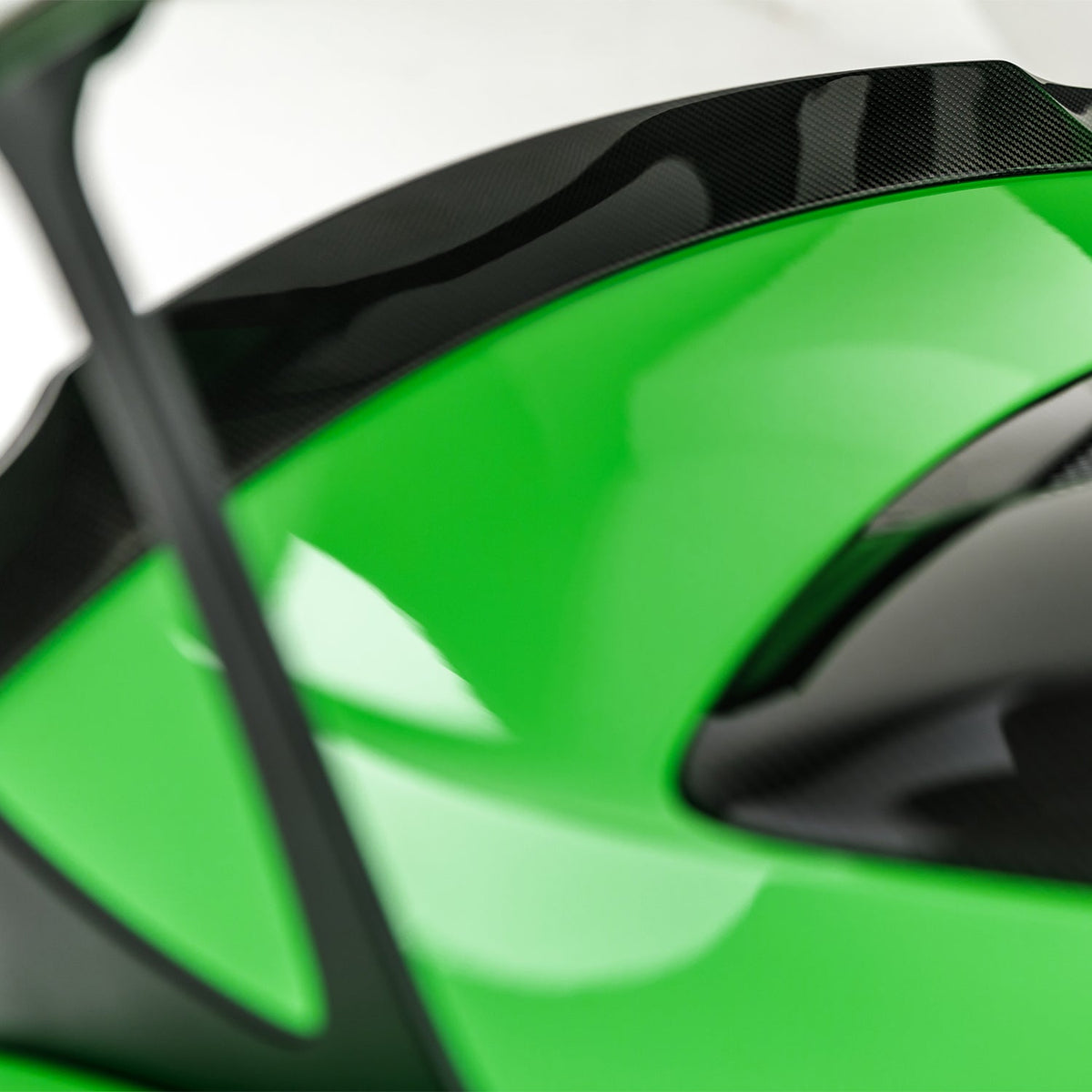 Vorsteiner Rear Decklid Spoiler for Porsche 911 GT2 RS / GT3 RS - view 5