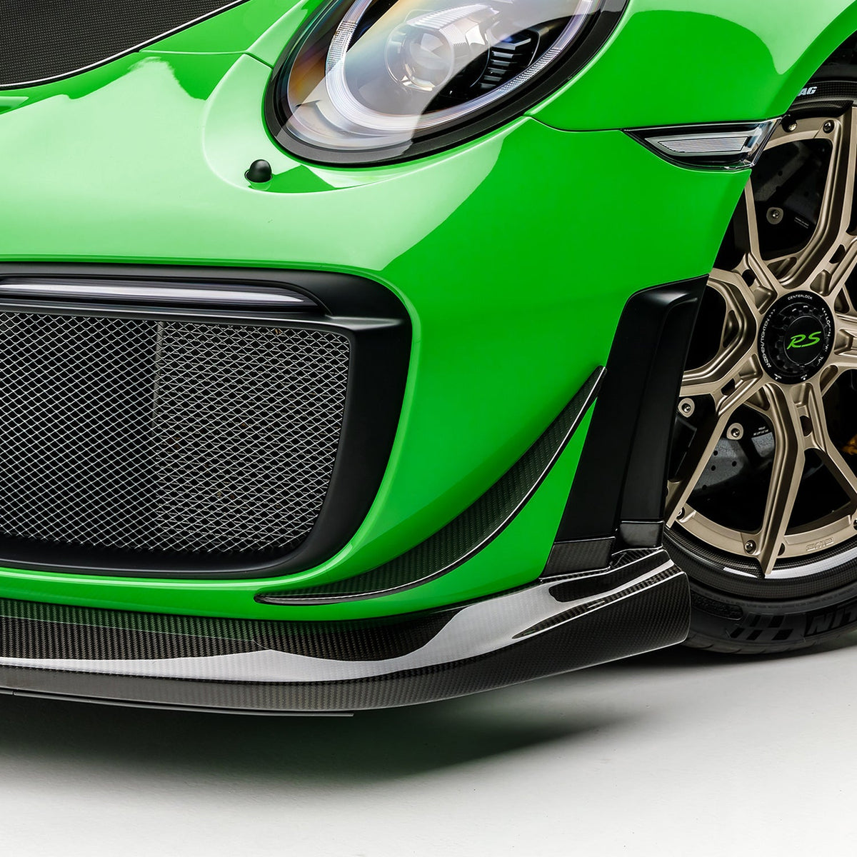 Vorsteiner Front Canards for Porsche 911 GT2 RS - view 5