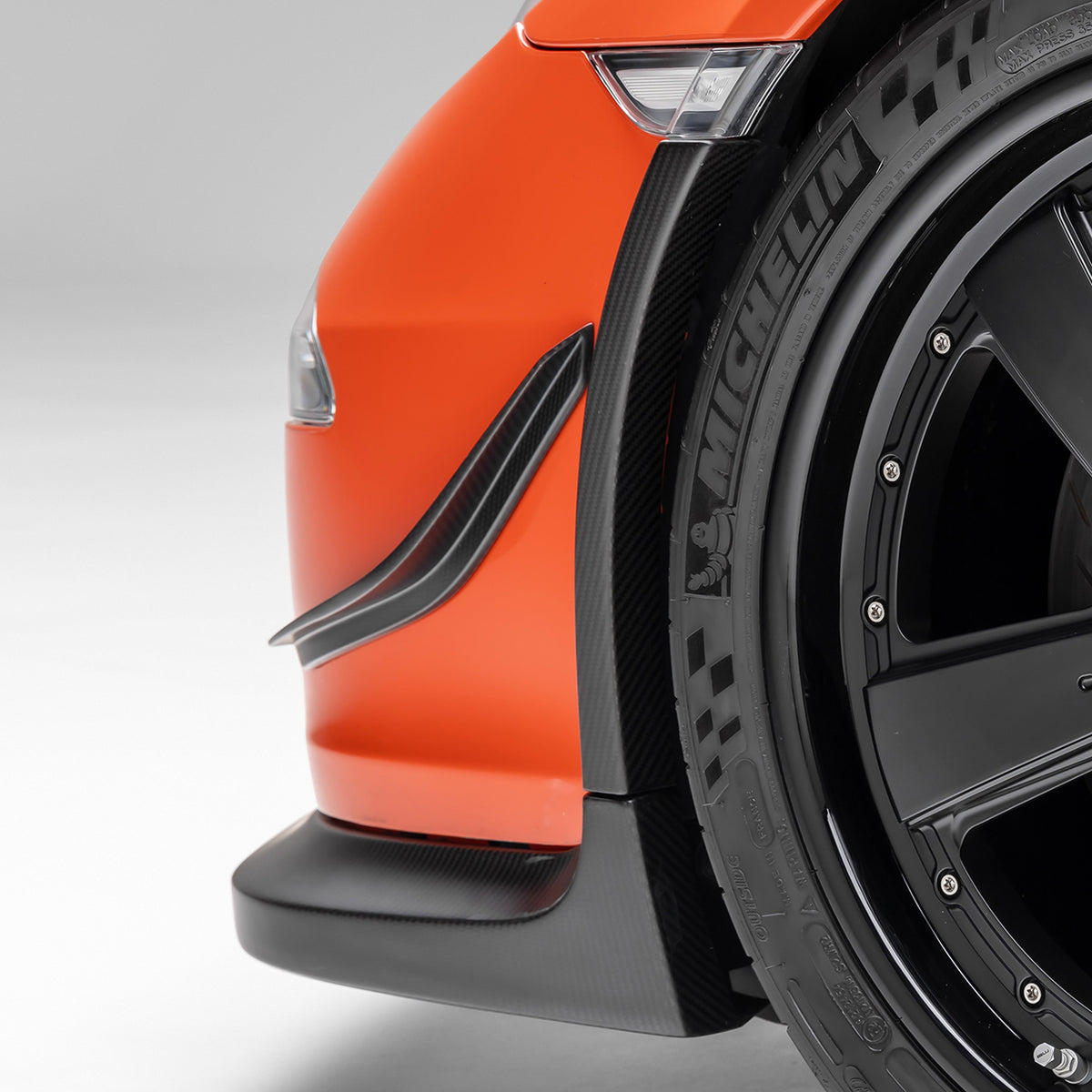 Vorsteiner Dive Planes for Porsche 911 GT3 RS - view 5