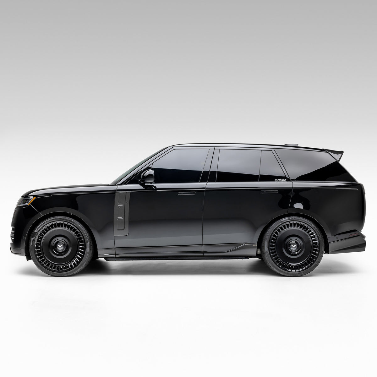 Vorsteiner Side Skirts (LWB version) for Land Rover Range Rover L460 - view 4
