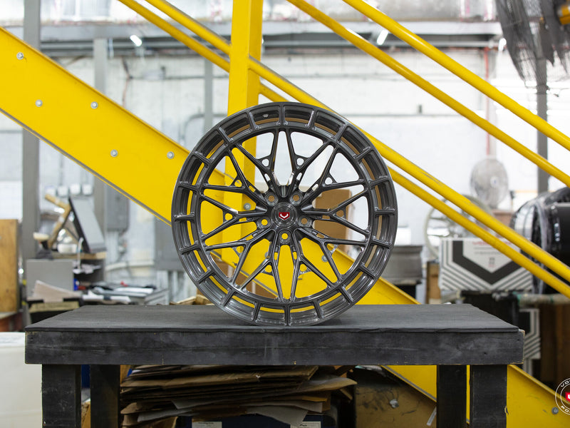 Vossen LC3-02 - Dark Smoke