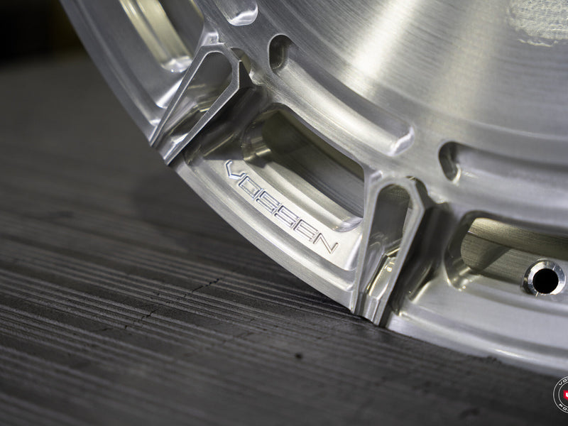 Vossen S21-13 - Gloss Clear Brushed