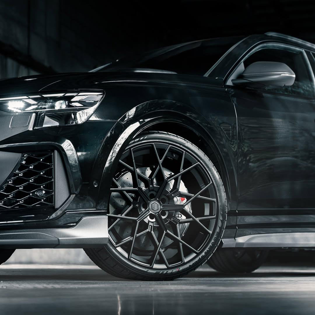 Urban RSQ8 2025 carbon rear wing