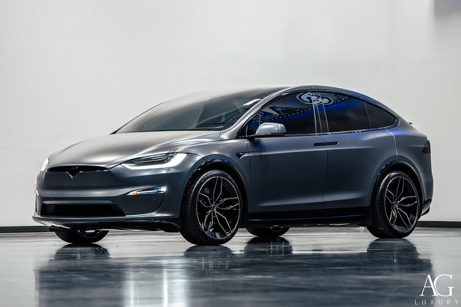 Tesla Model X Plaid on AG Luxury Aero.64 forged wheels in brushed / gloss black finish