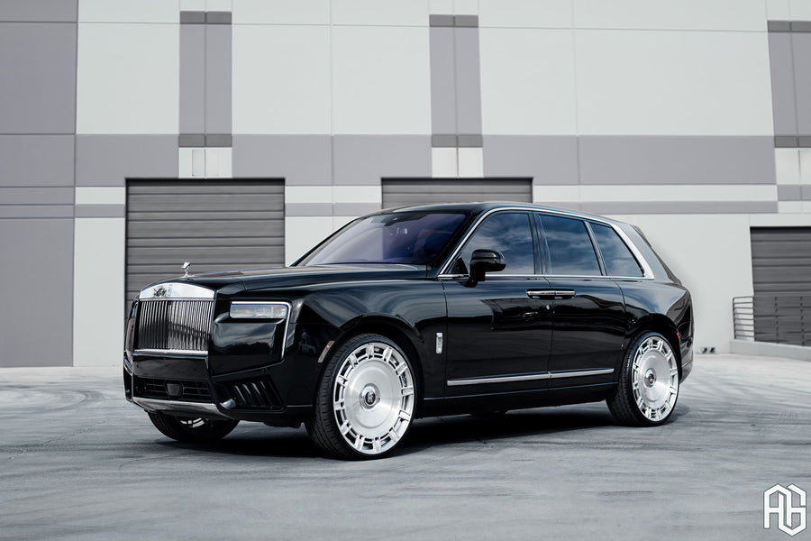 Rolls-Royce Cullinan on AG Luxury AGL100 forged wheels in brushed finish