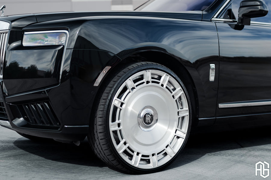 Rolls-Royce Cullinan on AG Luxury AGL100 forged wheels in brushed finish - view 2