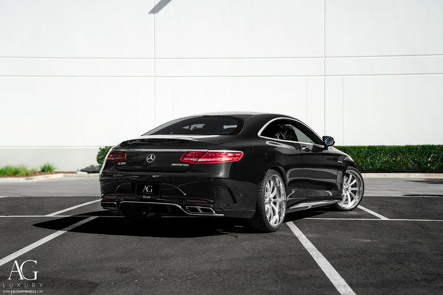Mercedes-Benz S65 AMG on AG Luxury AGL17 forged wheels in brushed / chrome finish