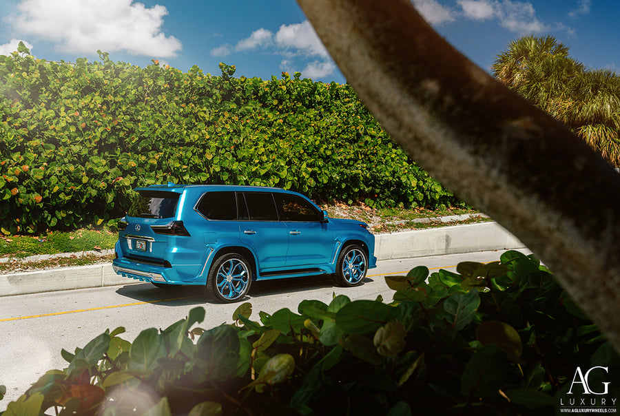 Lexus LX570 on AG Luxury AGL37 forged wheels - view 2