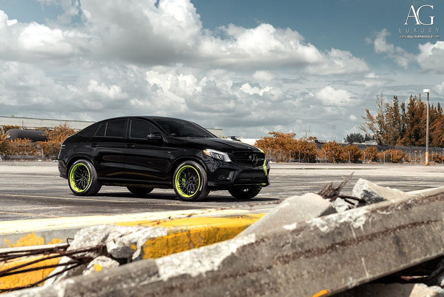 Mercedes-Benz GLS43 AMG on AG Luxury AGL40 forged wheels in matte black finish