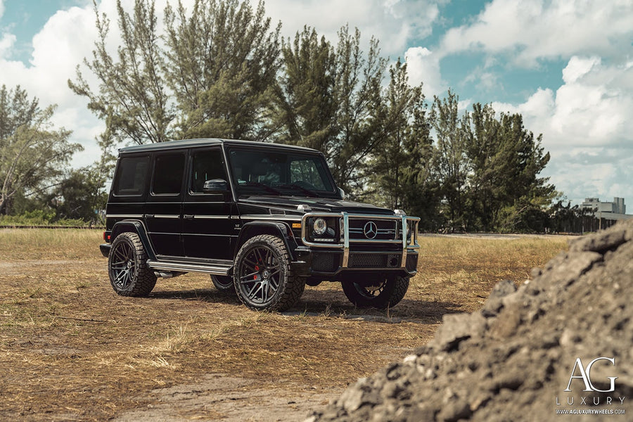 Mercedes-Benz G63 AMG on AG Luxury AGL44 forged wheels in matte black / chrome finish