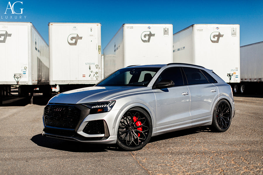 Audi RSQ8 on AG Luxury AGL61 forged wheels in gloss black / carbon fiber finish