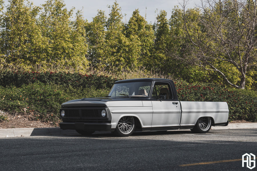 Ford F-100 on AG Luxury AGL67 forged wheels in gunmetal finish
