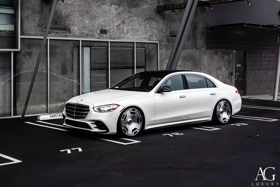 Mercedes-Benz S580 on AG Luxury AGL73 forged wheels in brushed / gloss black finish