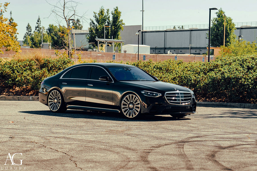Mercedes-Benz S580 on AG Luxury AGL77 forged wheels in polished / gloss black finish