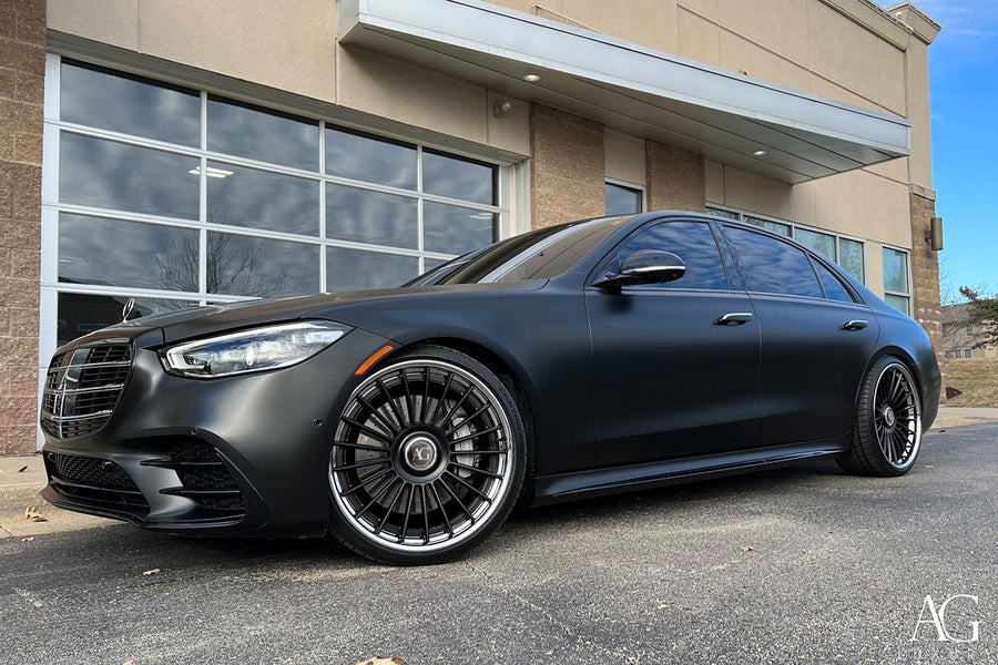 Mercedes-Benz S580 on AG Luxury AGL79 forged wheels in matte black / chrome finish
