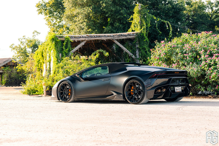 Lamborghini Huracan on AG Luxury AGL90 forged wheels in gloss black finish - view 2