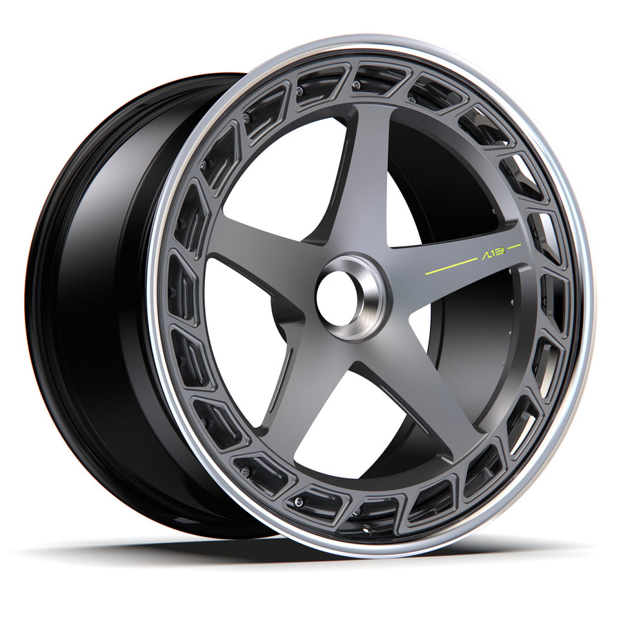 AL13 A005-R forged wheel with center lock cap