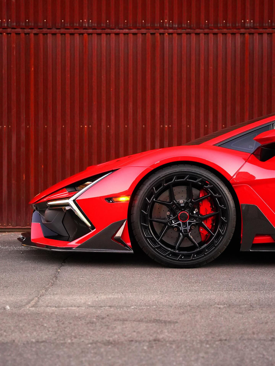 Lamborghini Revuelto on AL13 A060-R forged wheels in Gloss Black finish