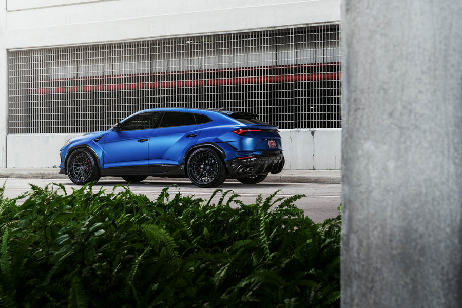 Lamborghini Urus on AL13 A090-R forged wheels