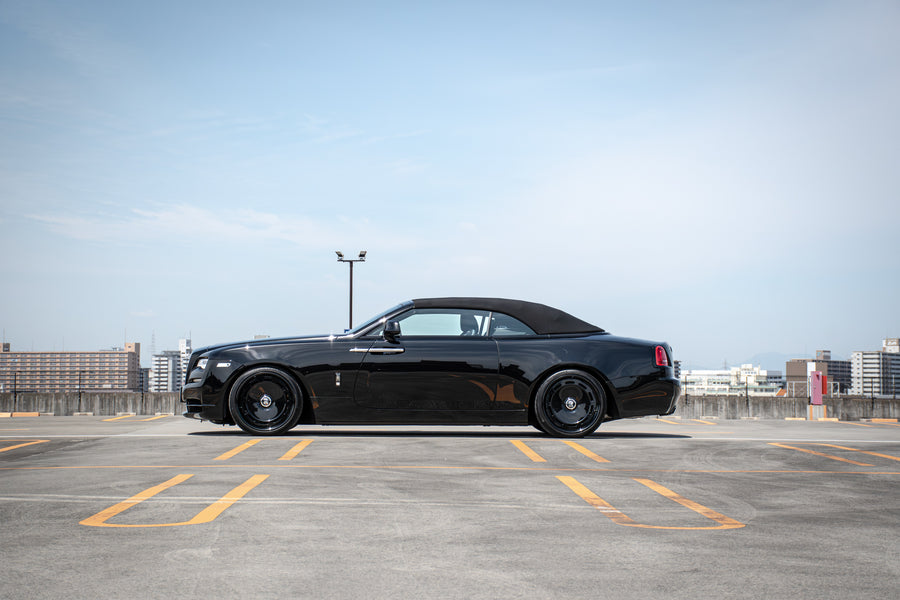 Rolls-Royce Dawn on AL13 C00-109R forged wheels in Gloss Black finish