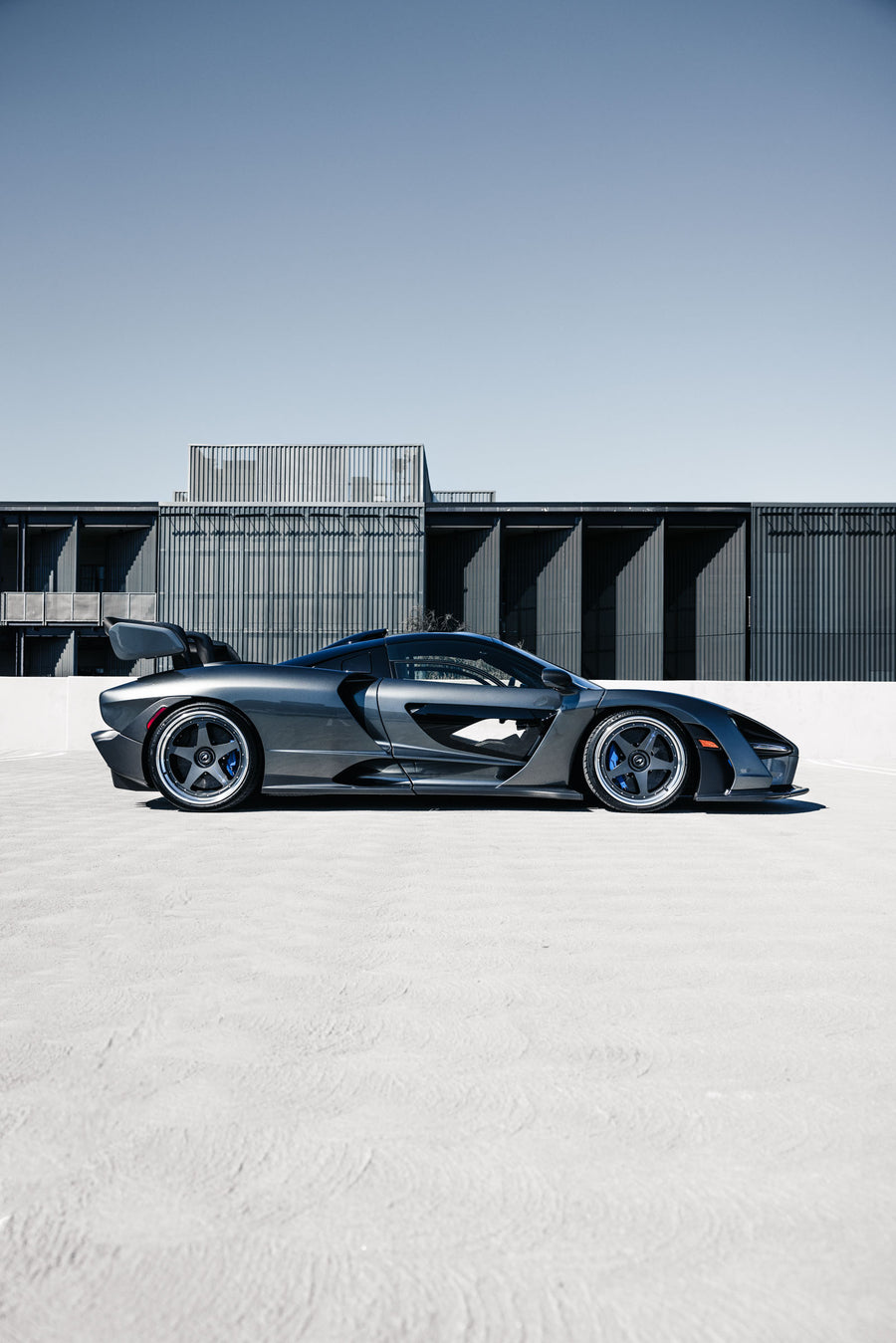 McLaren Senna on AL13 C005R forged wheels in Satin Forged Graphite / Polished Gloss finish