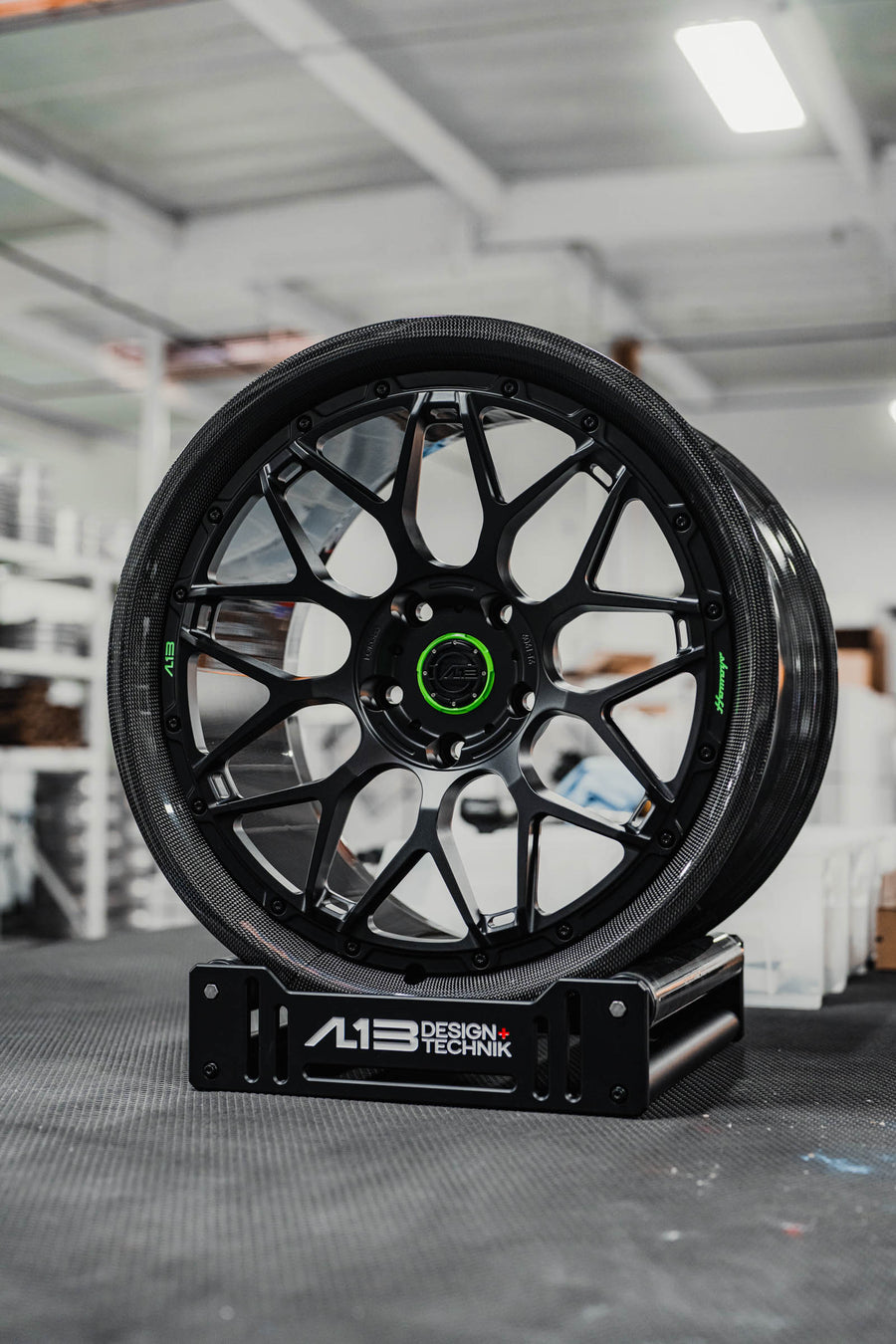 AL13 C009R 2-piece carbon forged wheel
