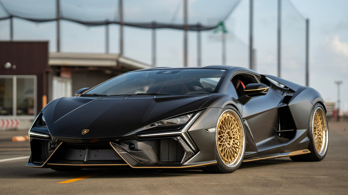 Lamborghini Revuelto on AL13 C025R forged wheels