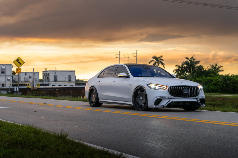 Mercedes-AMG S63E on AL13 C035 forged wheels in Satin Black / Gloss Black finish