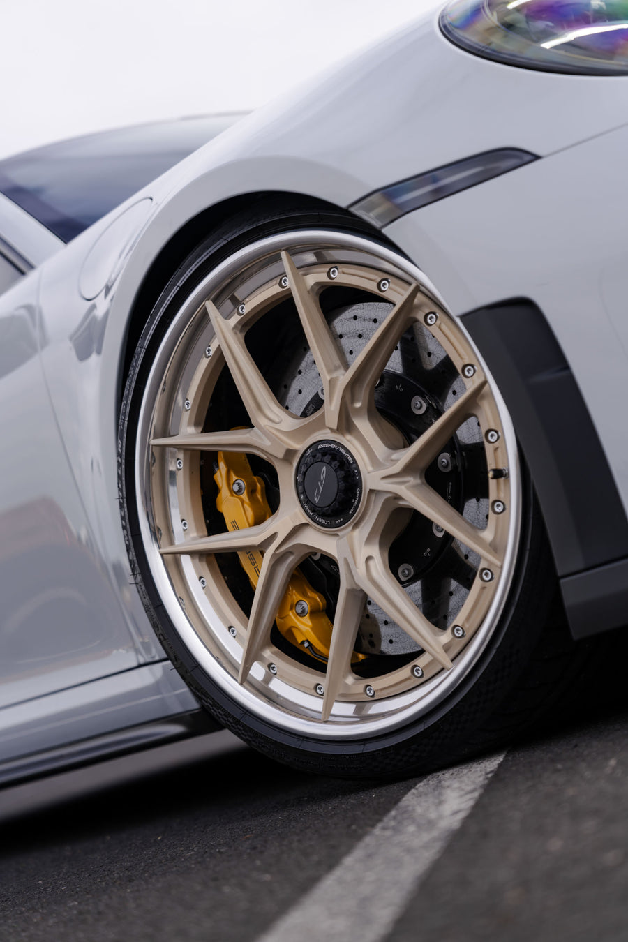 Porsche 911 992.2 GT3 on AL13 D004 forged wheels in Brushed Satin Competition Gold / Polished Gloss finish