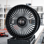 AL13 LUX03 3-piece forged wheel