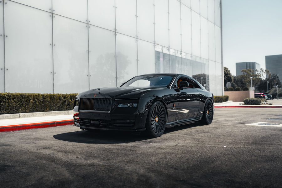 Rolls-Royce Spectre on AL13 LUX04 forged wheels