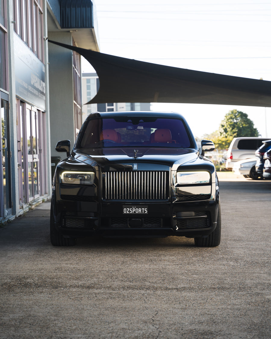 Rolls-Royce Cullinan on AL13 LUX10 forged wheels in Gloss Black finish